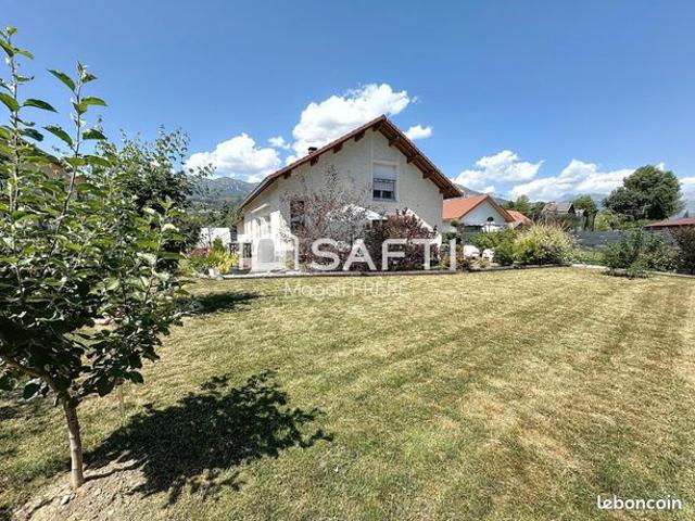 Maison 5 pièces 174 m²