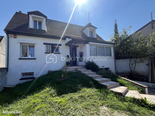 Maison 5 pièces 174 m²