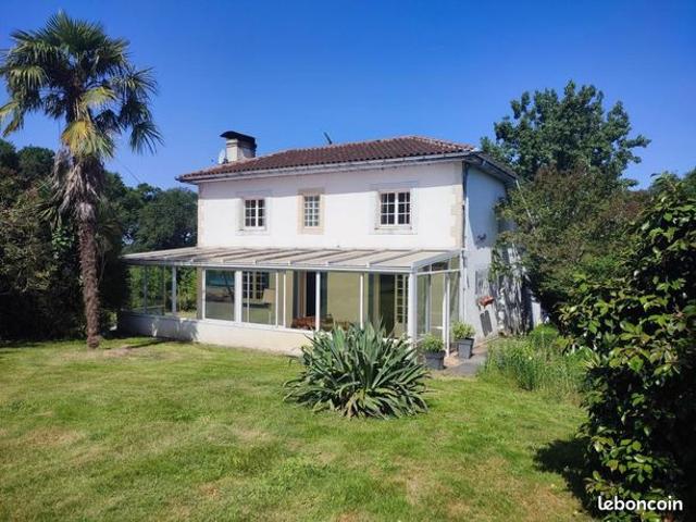 Maison 5 pièces 174 m²
