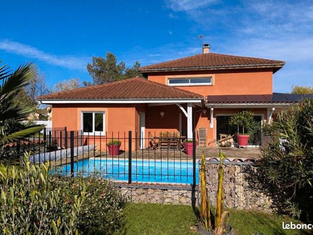Maison 5 pièces 174 m²