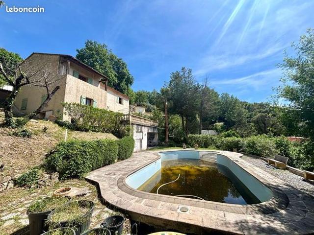 Maison 5 pièces 175 m²