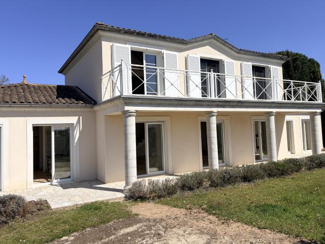 Maison 5 pièces 175 m²