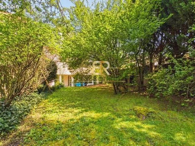 Maison 5 pièces 175 m²