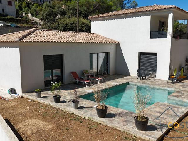 Maison 5 pièces 175 m²