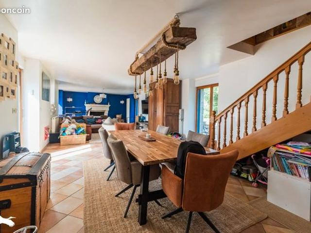 Maison 5 pièces 175 m²
