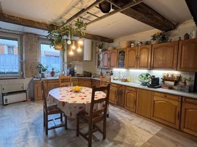 Maison 5 pièces 176 m²