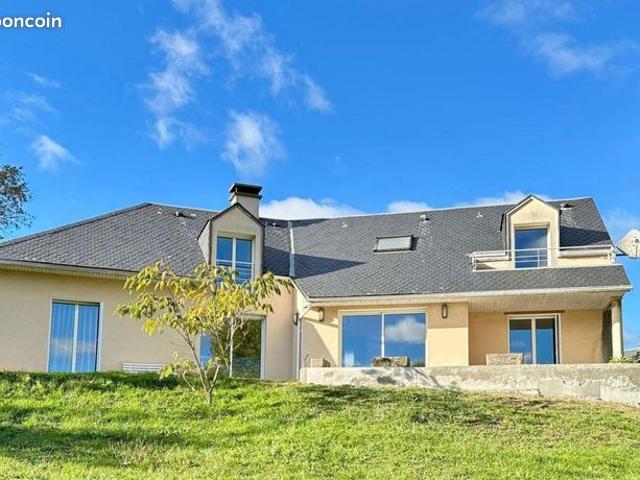 Maison 5 pièces 176 m²