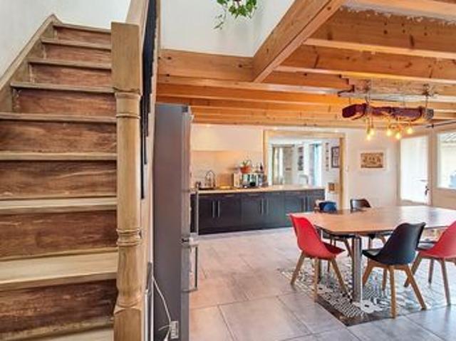 Maison 5 pièces 176 m²