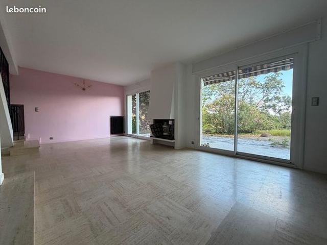Maison 5 pièces 176 m²