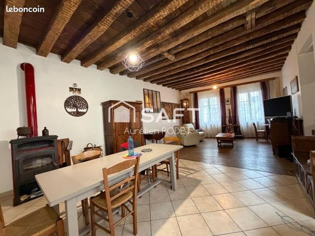 Maison 5 pièces 176 m²