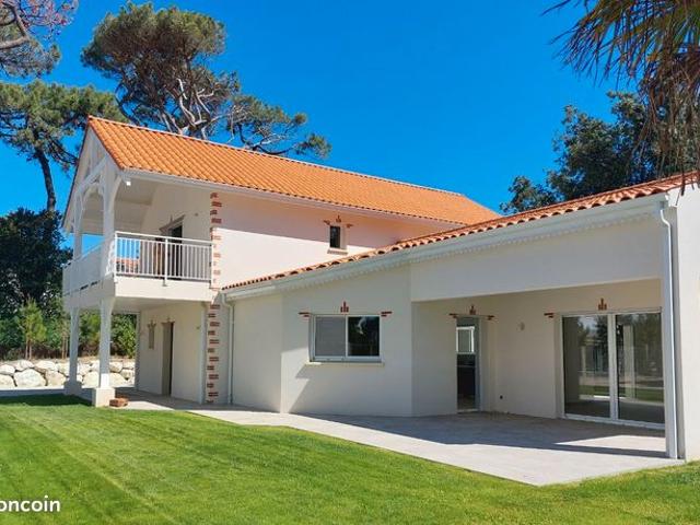 Maison 5 pièces 176 m²