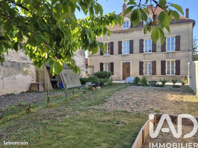 Maison 5 pièces 176 m²