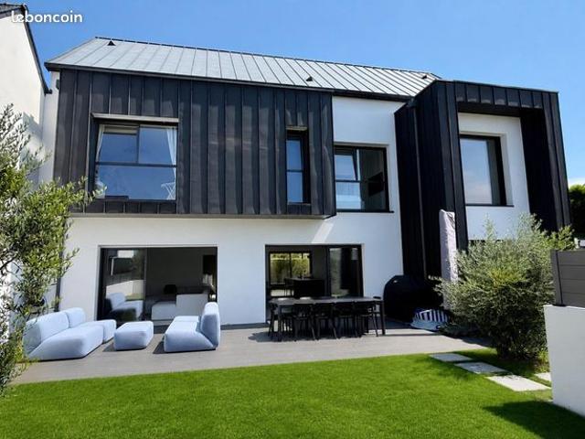 Maison 5 pièces 176 m²