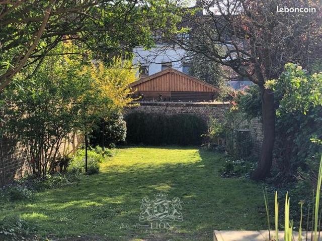 Maison 5 pièces 177 m²