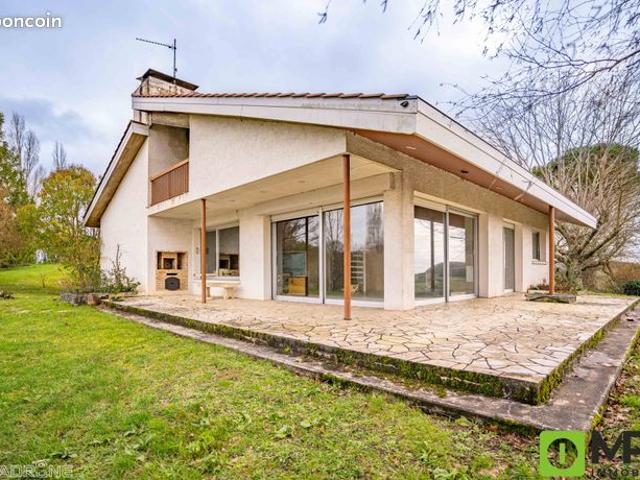 Maison 5 pièces 177 m²