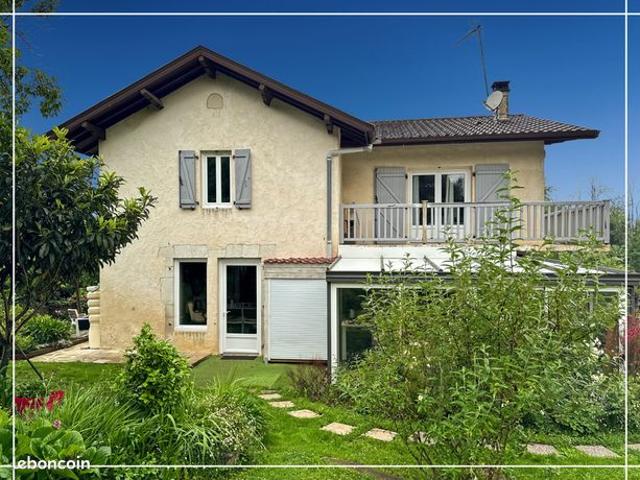 Maison 5 pièces 177 m²
