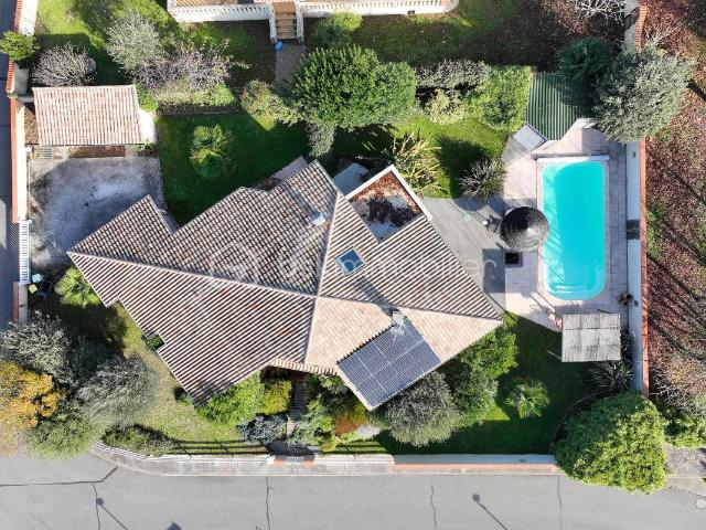 Maison 5 pièces 177 m²