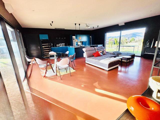 Maison 5 pièces 177 m²