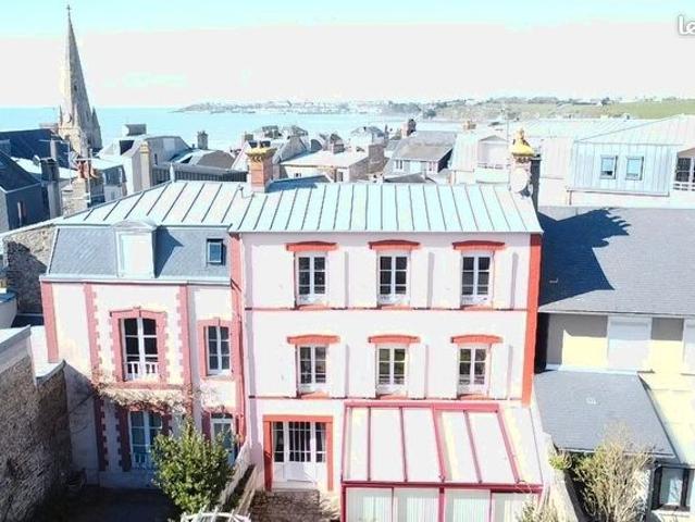 Maison 5 pièces 177 m²