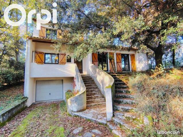 Maison 5 pièces 177 m²