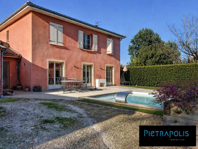 Maison 5 pièces 178 m²