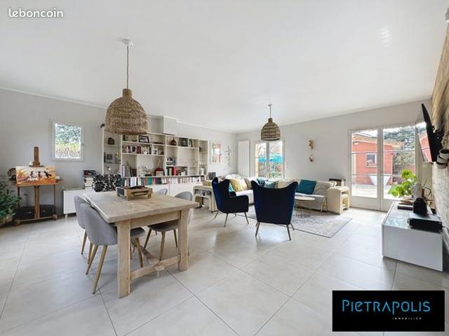Maison 5 pièces 178 m²