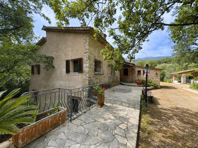 Maison 5 pièces 178 m²