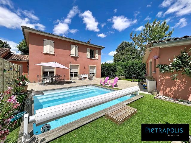 Maison 5 pièces 178 m²