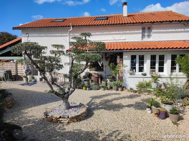 Maison 5 pièces 178 m²