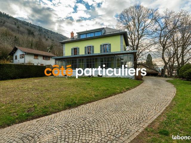 Maison 5 pièces 178 m²