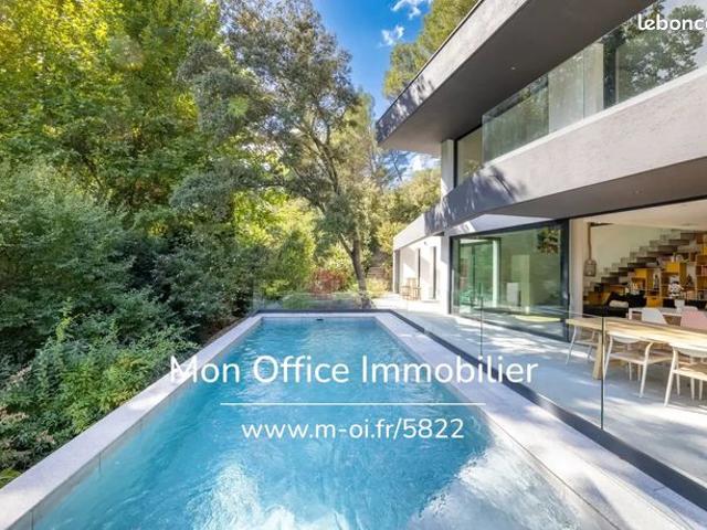 Maison 5 pièces 178 m²