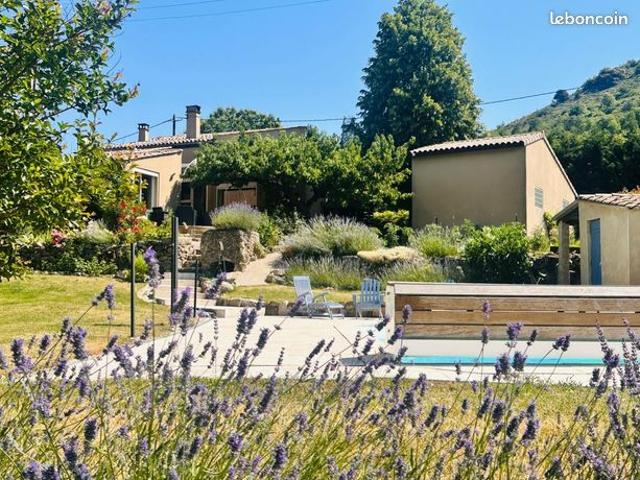 Maison 5 pièces 178 m²