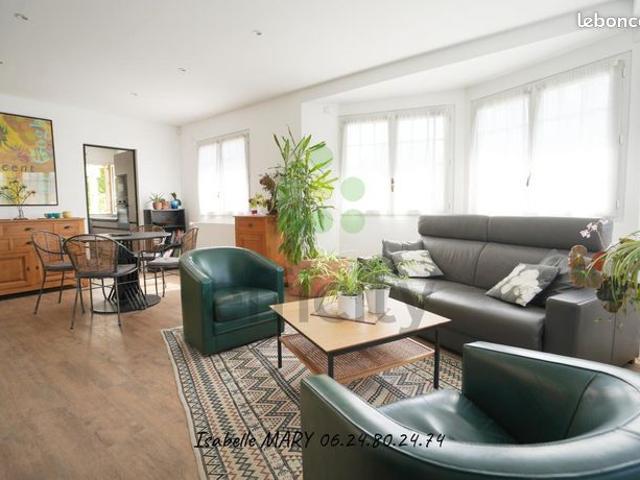 Maison 5 pièces 179 m²