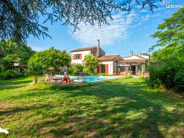 Maison 5 pièces 179 m²
