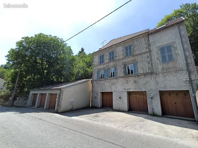 Maison 5 pièces 179 m²
