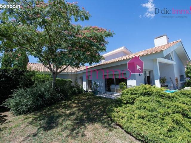 Maison 5 pièces 179 m²