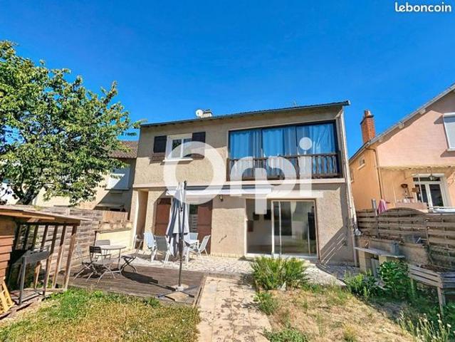 Maison 5 pièces 179 m²