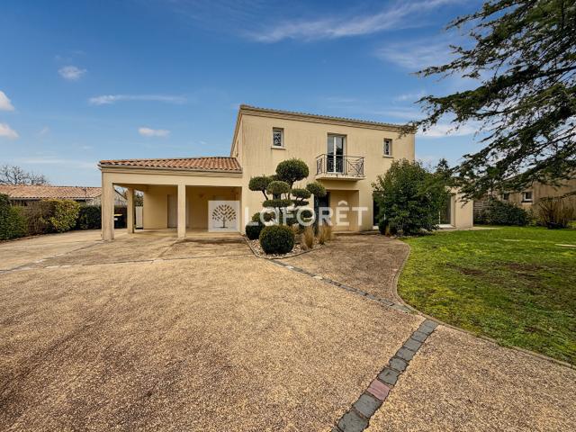Maison 5 pièces 179 m²
