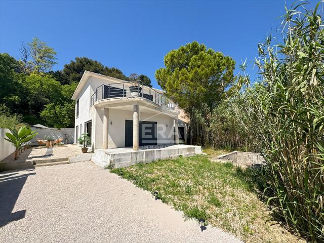Maison 5 pièces 170 m²