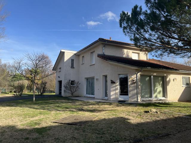 Maison 5 pièces 170 m²