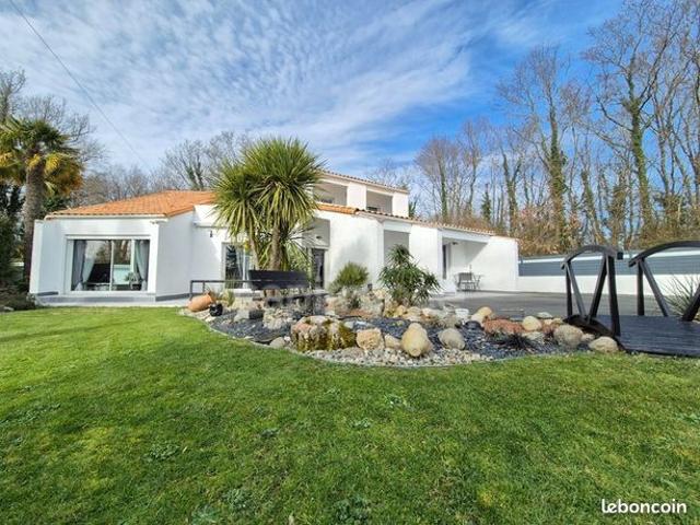 Maison 5 pièces 170 m²