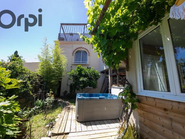 Maison 5 pièces 170 m²
