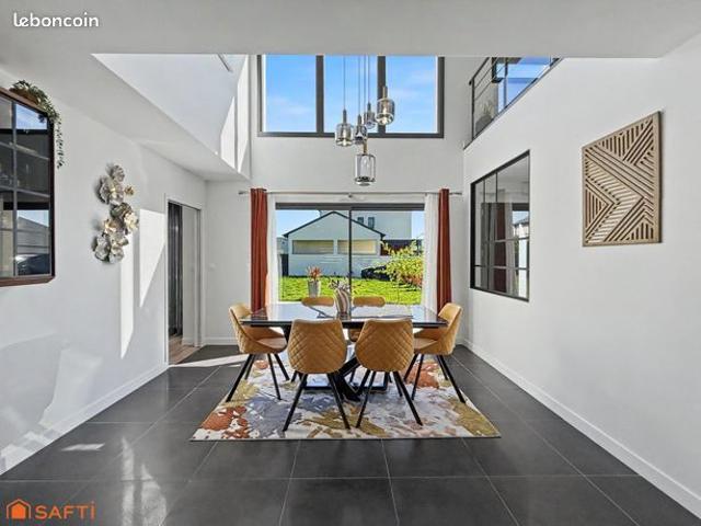 Maison 5 pièces 170 m²
