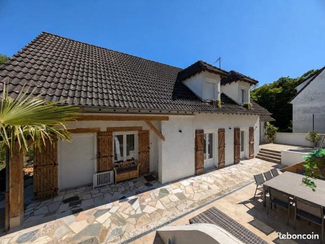 Maison 5 pièces 170 m²