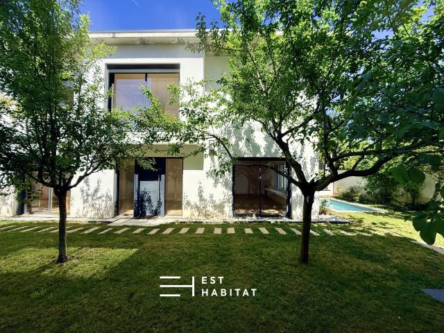 Maison 5 pièces 170 m²
