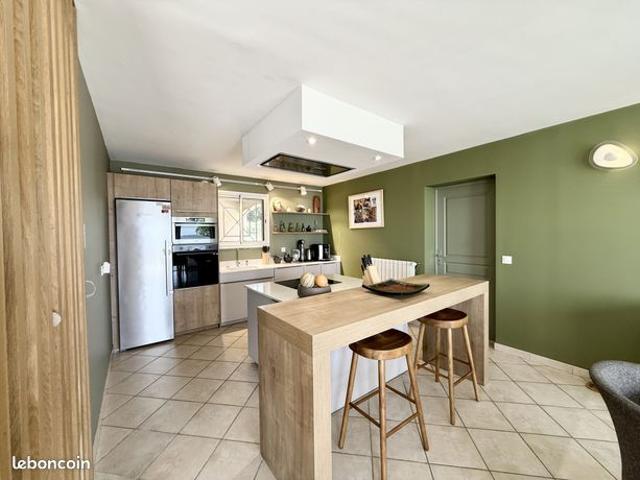 Maison 5 pièces 170 m²