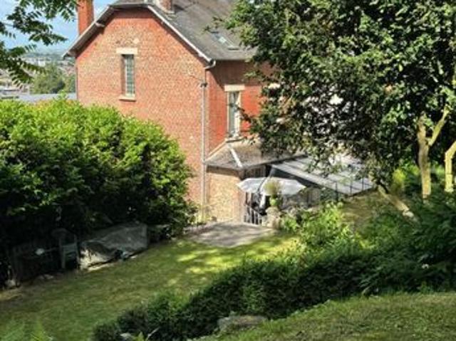 Maison 5 pièces 170 m²