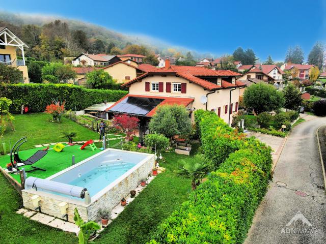 Maison 5 pièces 170 m²
