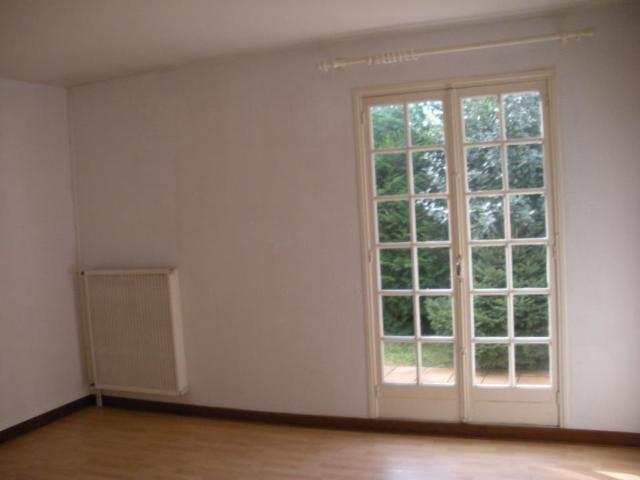Maison 5 pièces, 170 m² à louer à Pau 64000