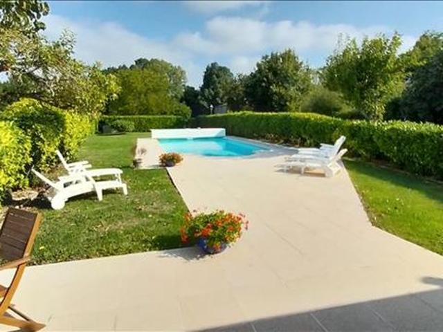 Maison 5 pièces 171 m²
